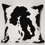 bessie-thorw-pillow-2