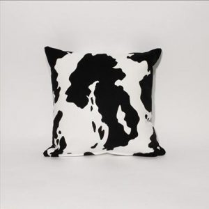 bessie-thorw-pillow-3