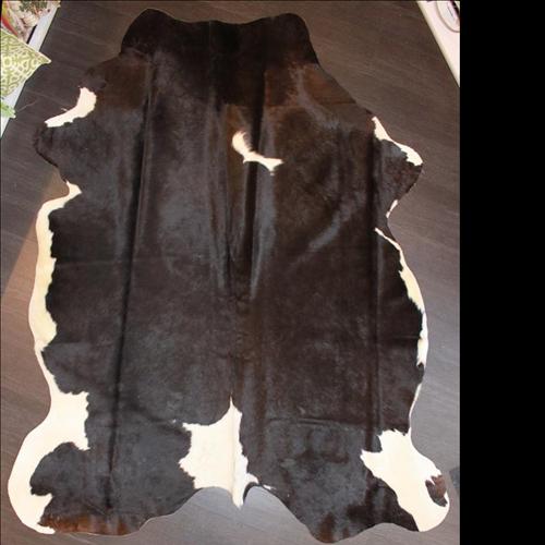 black-dairy-cow-hides-1