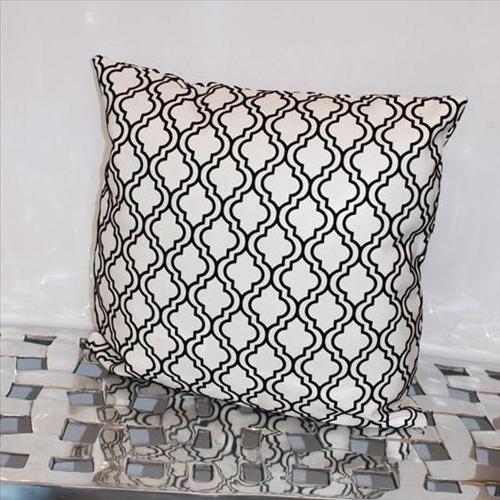 milan-throw-pillow