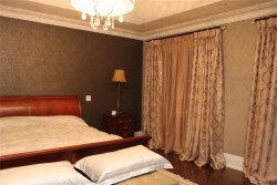 Goblet-Pleated-Drapery-9